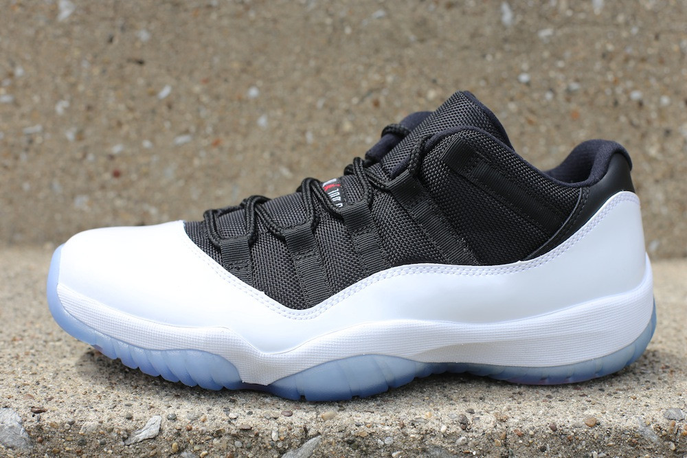Air Jordan Xi Low Tuxedo 03