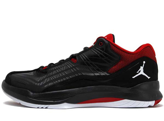 Jordan Aero Mania Low Black Gym Red 02