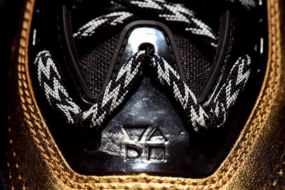 Li Ning Way Of Wade Encore Gold Rush 8