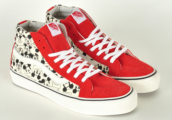 Mickey Mouse Vans Vault Sk8 Hi Lx 3