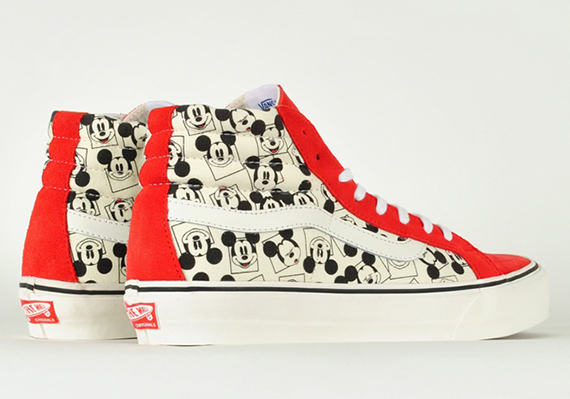 Mickey Mouse Vans Vault Sk8 Hi Lx 4