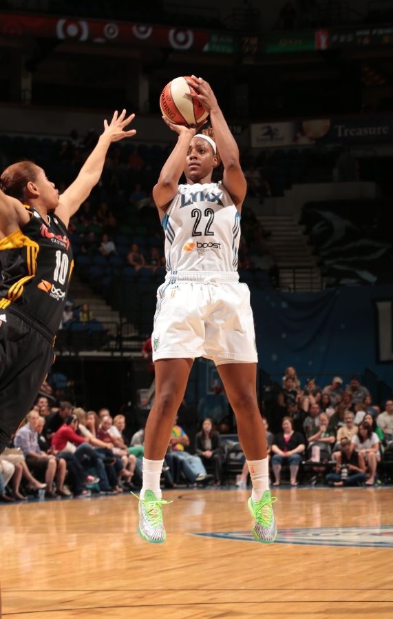 Monica Wright In Nike Kd Vi Dc Pre Heat 04