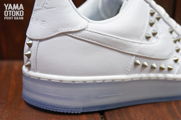 Nike Air Force 1 Downtown Spike 04