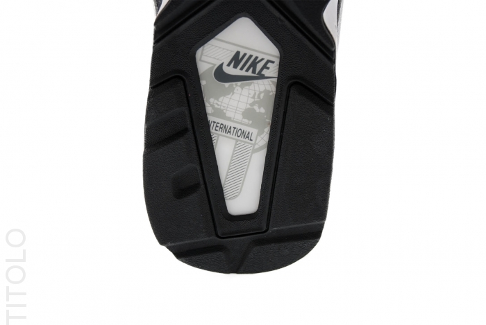 Nike Air Max Coliseum Racer 3