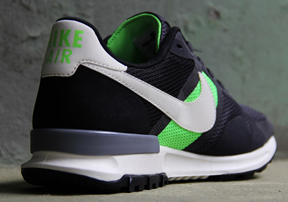 Nike Air Pegasus 83 Hybrid 3