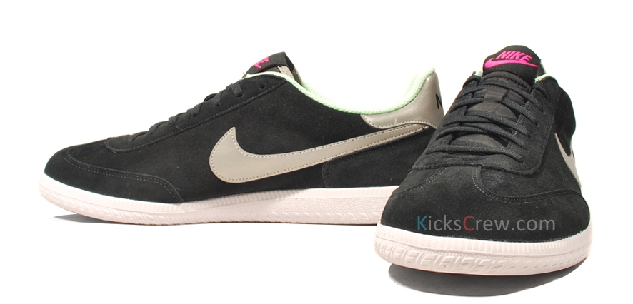 Nike Cheyenne Black Fresh Mint Pink 05