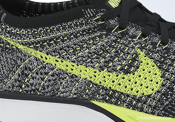 Nike Flyknit Racer - Sail - Volt - Black