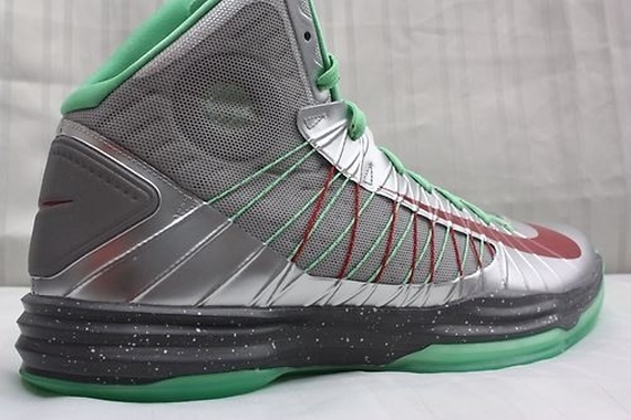Nike Hyperdunk 2012 Gingerbread Man 06