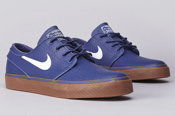 Nike Janoski Blue Recall 1