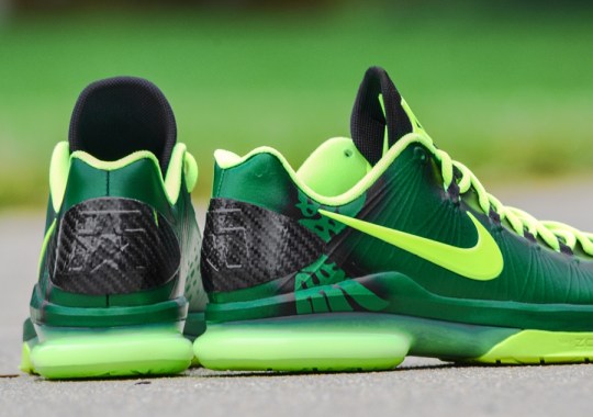 Nike KD V Elite “Oregon Ducks” Customs by DMC Kicks