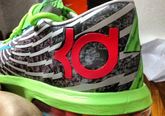 Nike KD VI Supreme “DC Preheat”