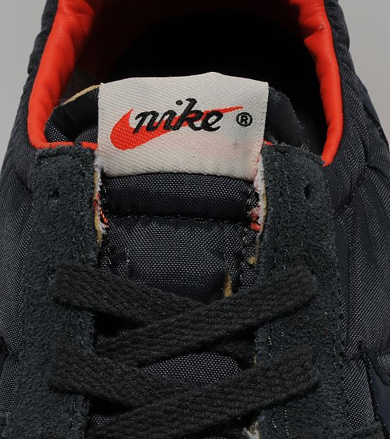 Nike Pre Montreal Racer Obsidian Orange 3