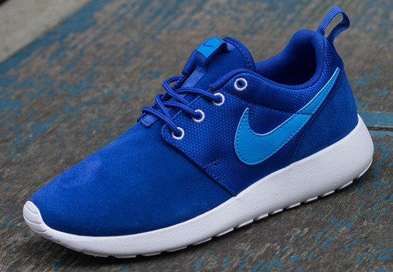 Nike Roshe Run Gs Blue White 2