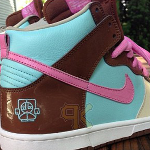 Nike Sb Dunk High Brown Blue Pink Sample 3