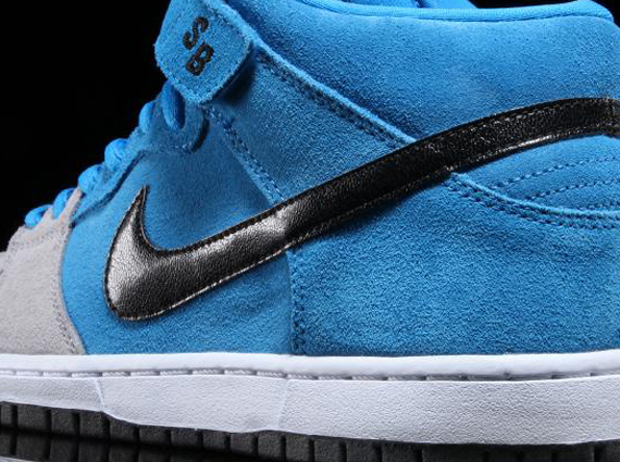 Nike Sb Dunk Mid Beavis Blue Hero Wolf Grey Black 1