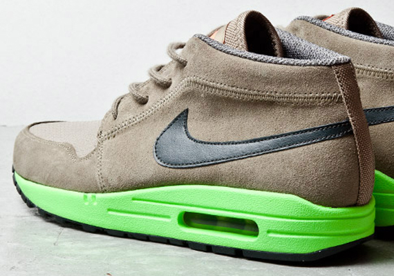 Nike Wardour Max 1 Olive Lime