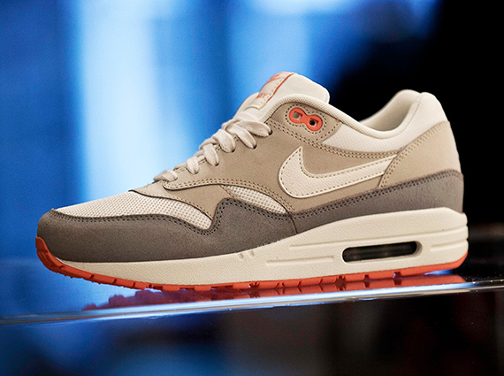 Nike WMNS Air Max 1 - Sail - Mortar