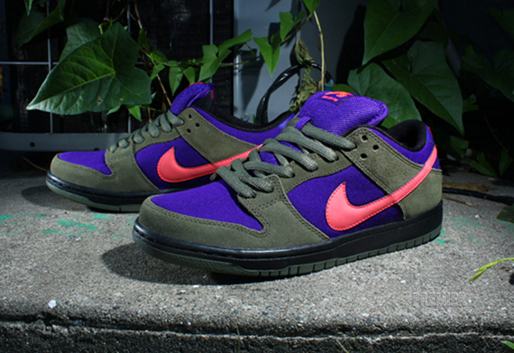 Nike SB Dunk Low - Olive - Atomic Red - Electric Purple