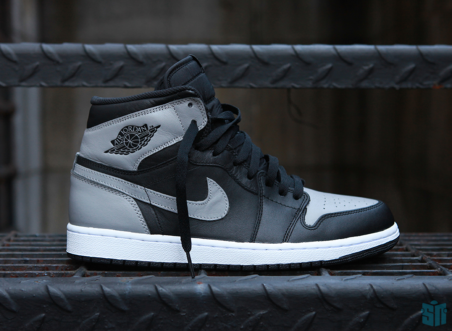 Air Jordan 1 Shadow Beauty Shots 2