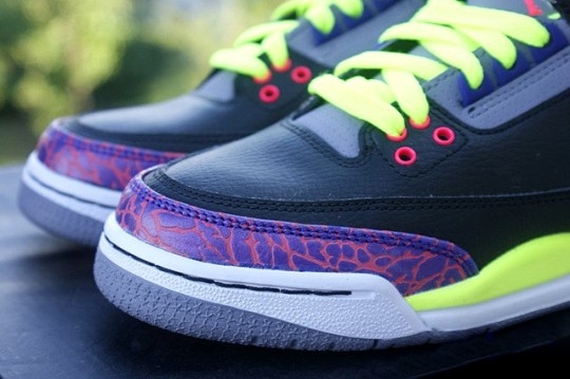 Air Jordan Iii Gs Black Purple Volt 02