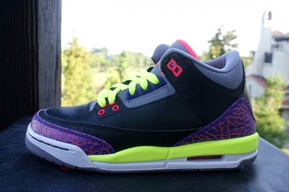 Air Jordan Iii Gs Black Purple Volt 05