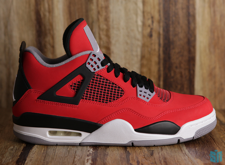 Air Jordan Iv Toro Beauty Shots 12