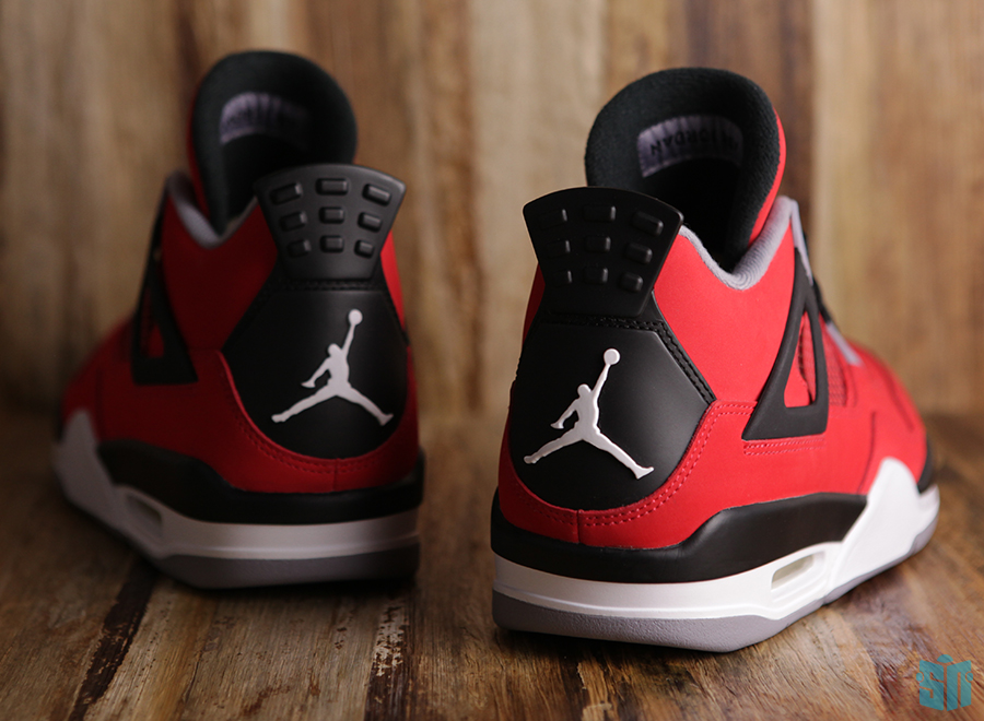 Air Jordan Iv Toro Beauty Shots 9