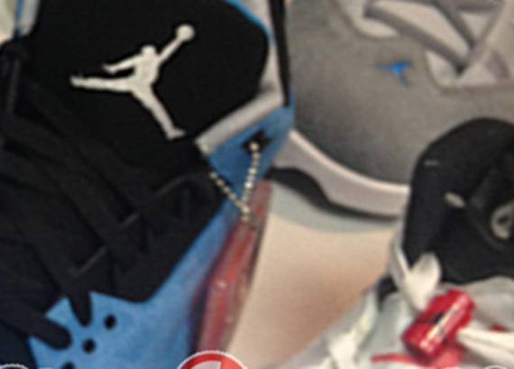 Air Jordan III "Powder Blue"