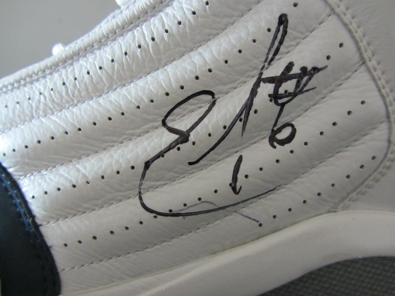 Air Jordan Xiv Eddie Jones Memphis Grizzlies Autographed Pe 05