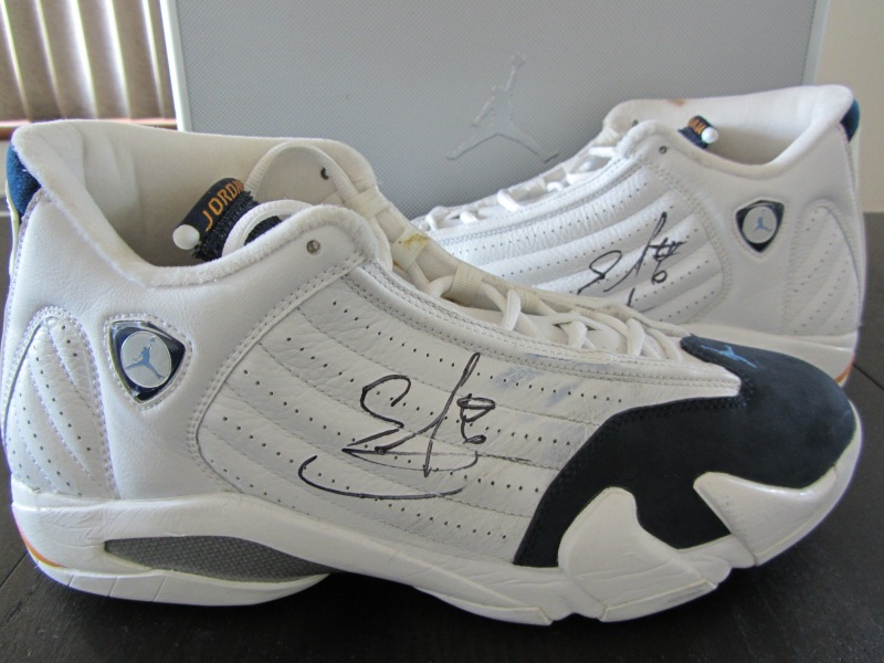 Air Jordan Xiv Eddie Jones Memphis Grizzlies Autographed Pe 19