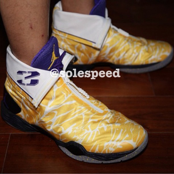 Air Jordan Xx8 Lakers 1