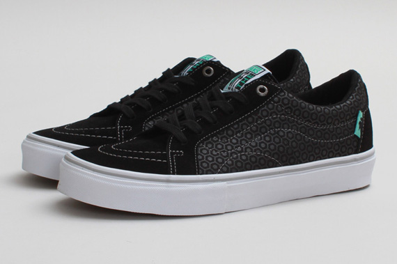 Alien Workshop Vans Av Native American Low Black 03