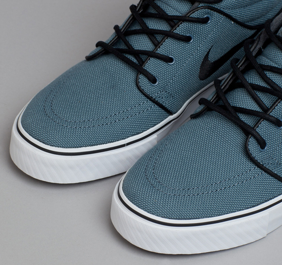 Armory Slate Janoski Mid 8