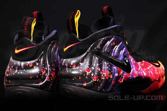 Asteroid Nike Foamposite 3