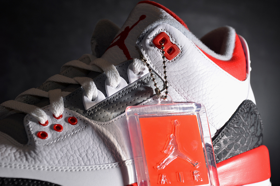 Fire Red Jordans 4