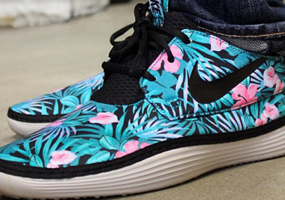 Nike Solarsoft Moccasin "Floral"