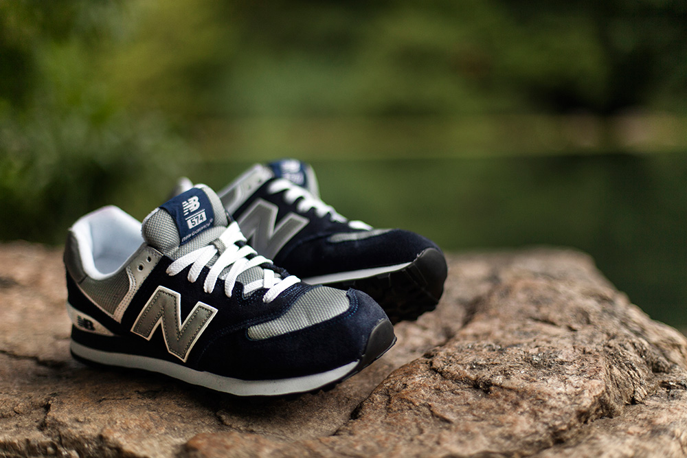New Balance 574 Classic Suede 04