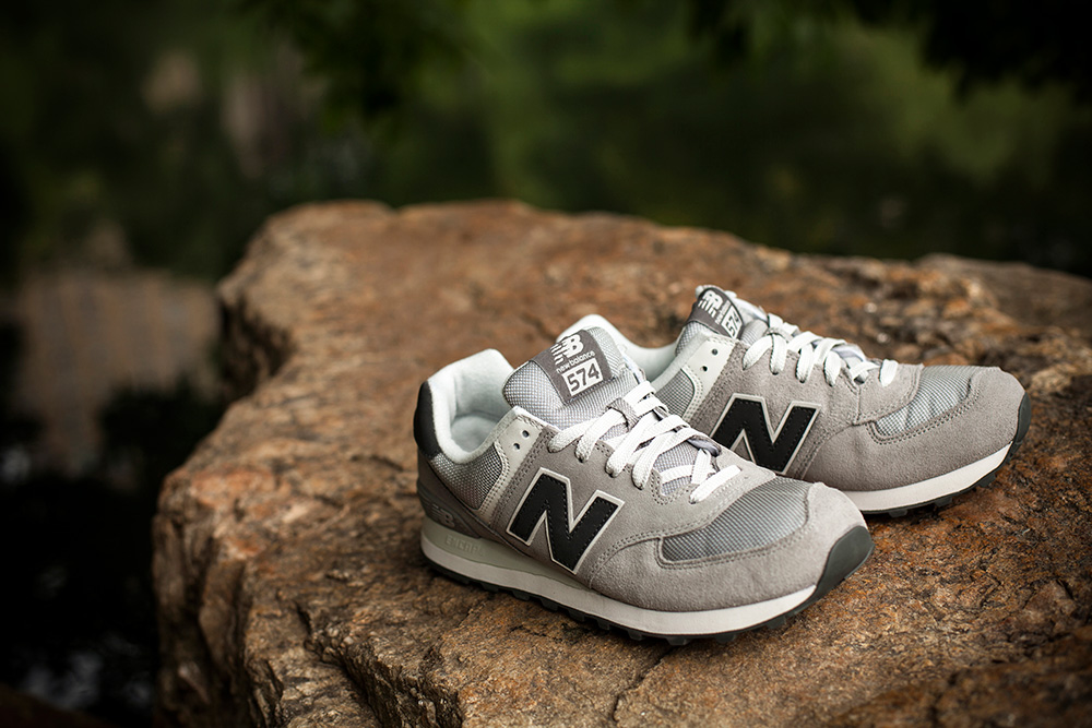 New Balance 574 Classic Suede 06