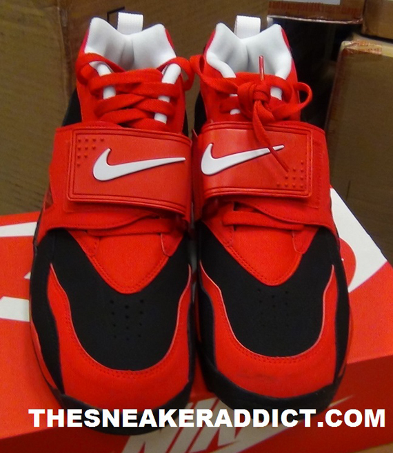 Nike Air Diamond Turf Challenge Red Black 4