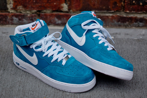 Nike Air Force 1 Mid Teal Kith 03