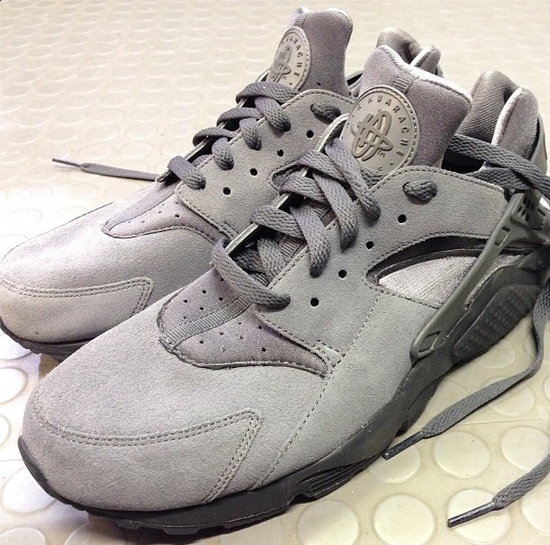 Nike Air Huarache Le Grey Black 01