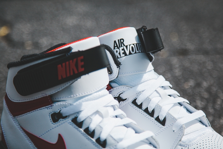 Nike Air Revolution Arriving At Retailers 02