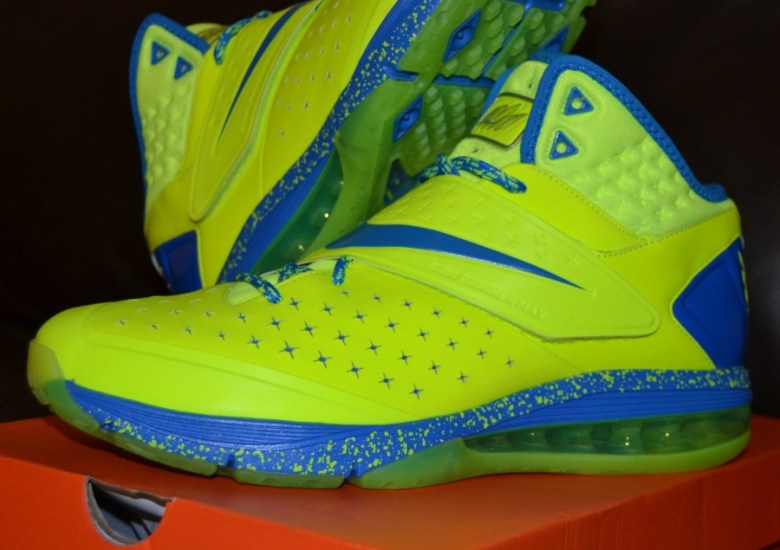 Nike CJ81 Trainer Max – Volt – Photo Blue