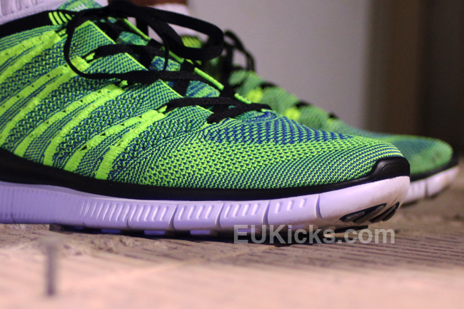 Nike Flyknit Free 02