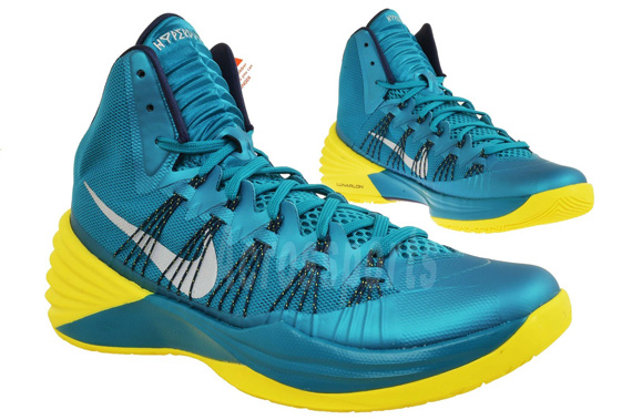 Nike Hyperdunk 2013 Tropical Teal Sonic Yellow 05