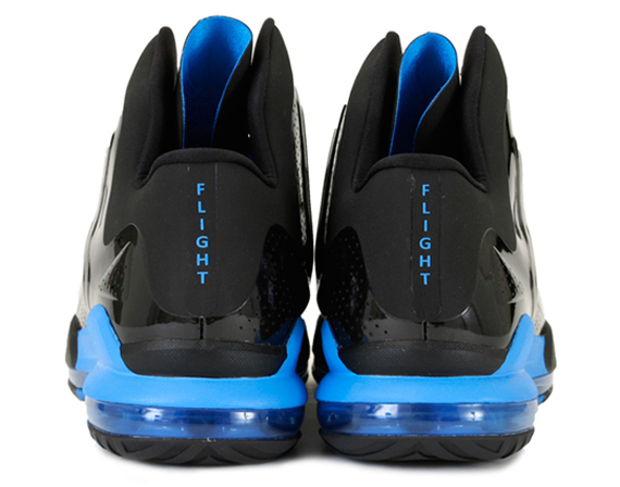 Nike Hyperflight Max Black Blue Hero 5