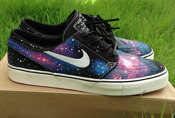 Nike Janoski Galaxy Customs 5