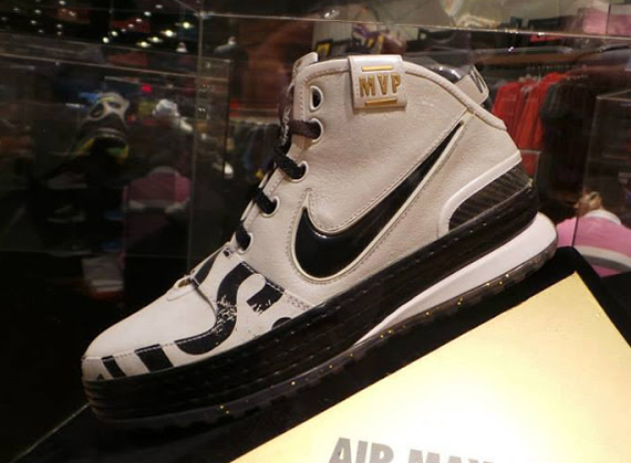 Nike Lebron Witness History Exhibit 17