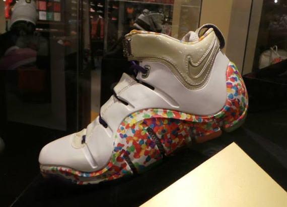 Nike Lebron Witness History Exhibit 5