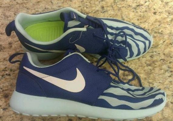 Nike Roshe Run Shorebreak Sample 02